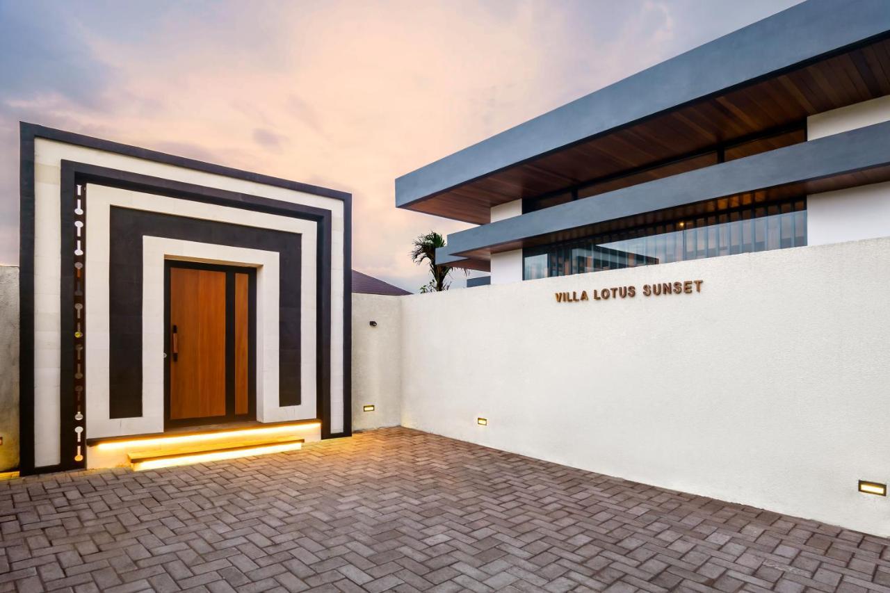 Villa Lotus Sunset By Balisuperhost 乌布 外观 照片